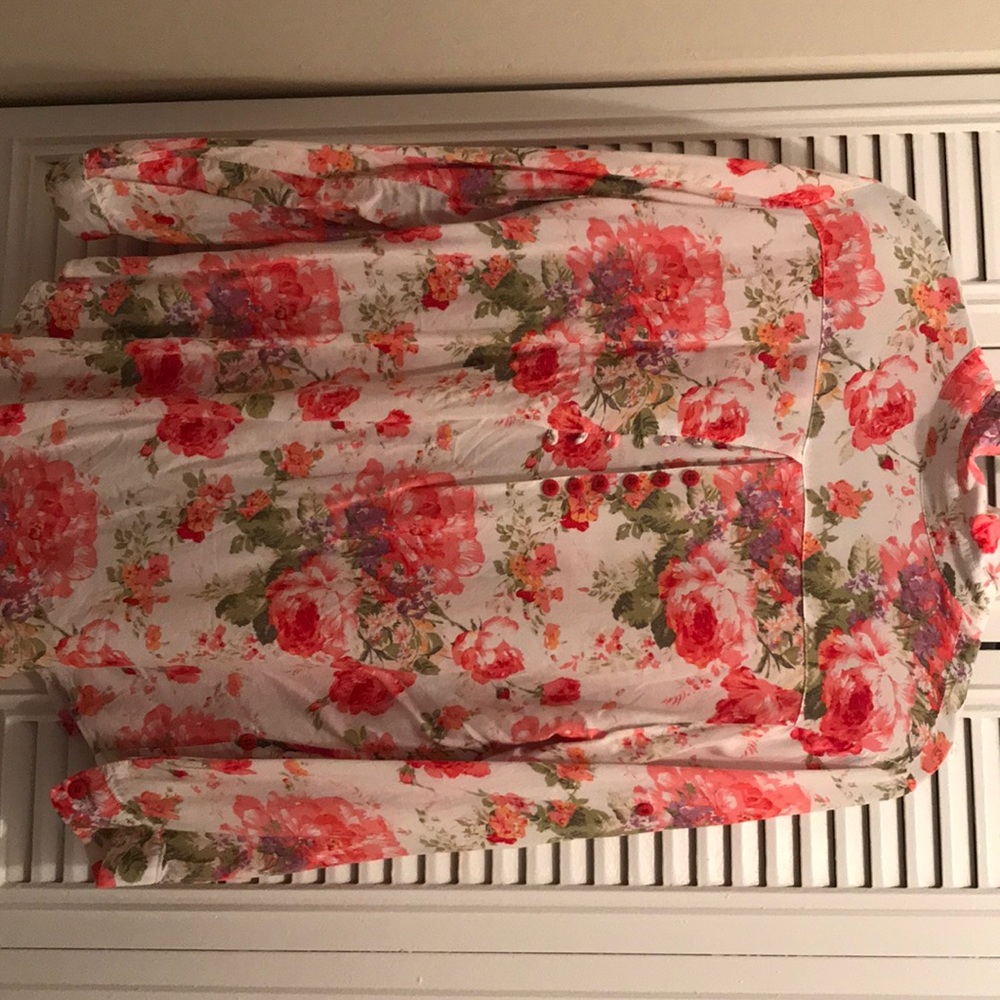 button down blouse - Picture 2 of 4